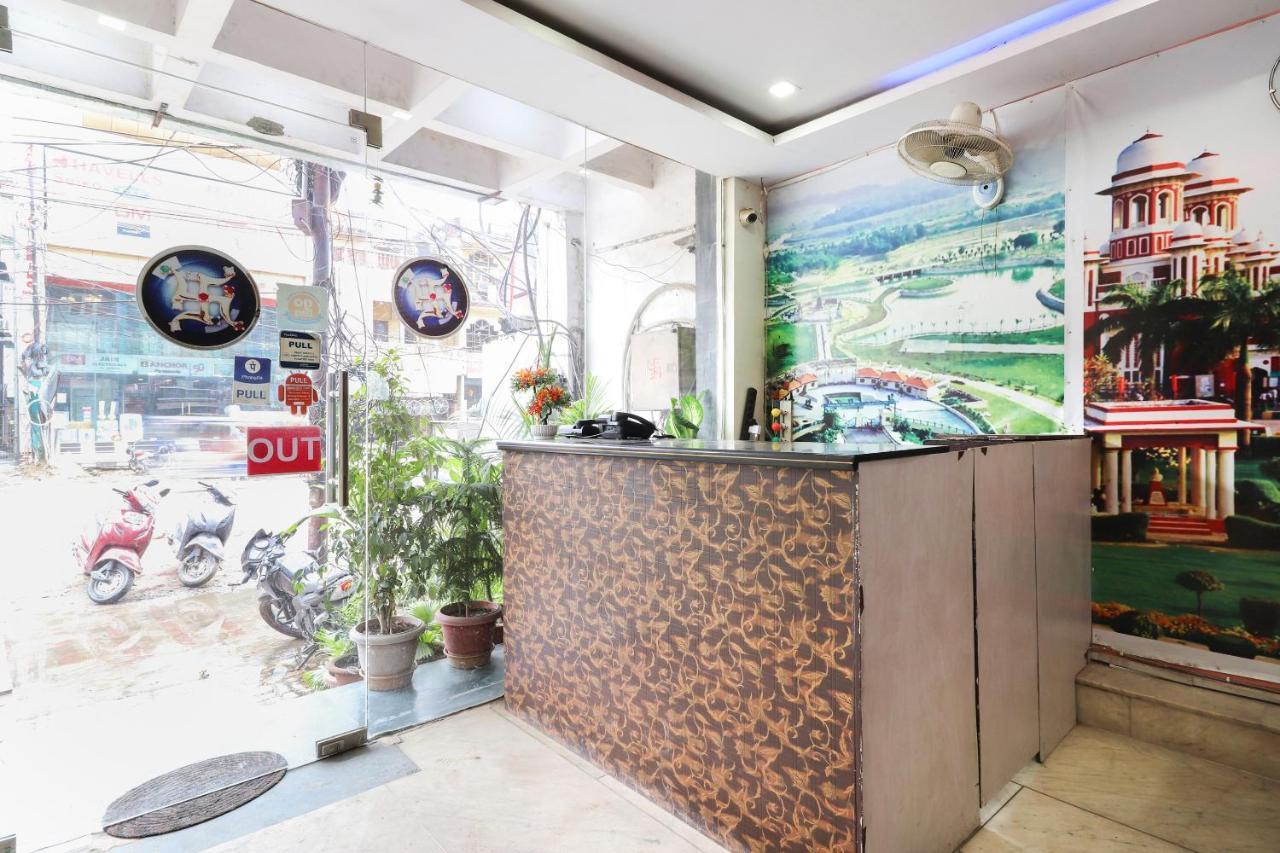 Oyo 40431 Hotel Amar Prem 러크나우 외부 사진